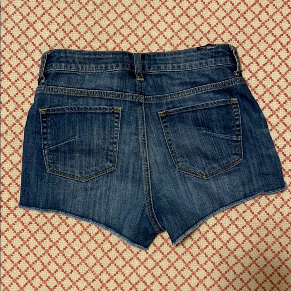 Aritzia (Talula) Jean Shorts - Picture 3 of 4